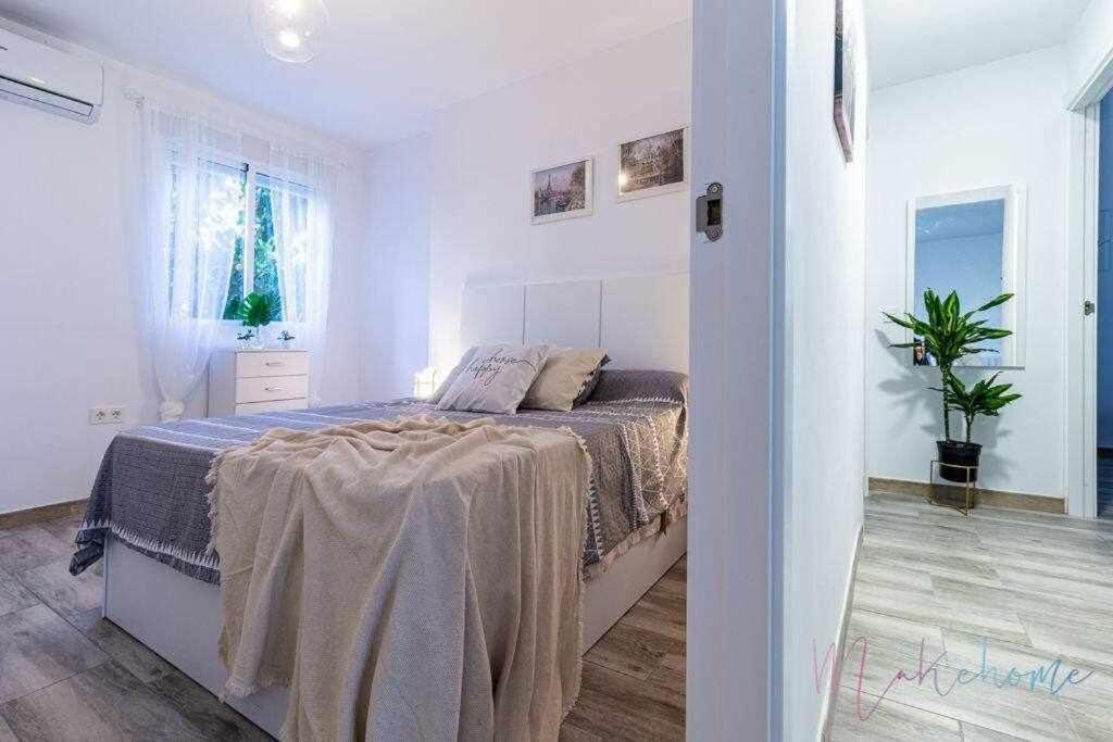 Apartamento 1 En Estadio Sevilla 6 Plazas Y Metro Seville Exterior photo